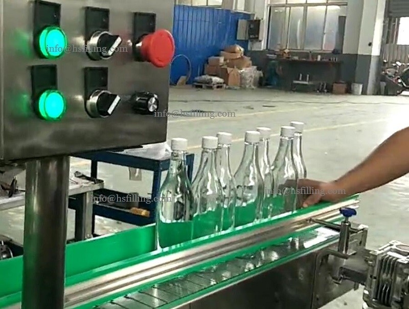 Beverage Screw Capping Machine 2000bph Glass Bottle Sealing Machine