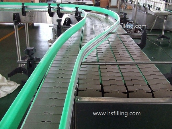 SS304 Conveyor Belt Bottle Filling Machine Heat Resistance