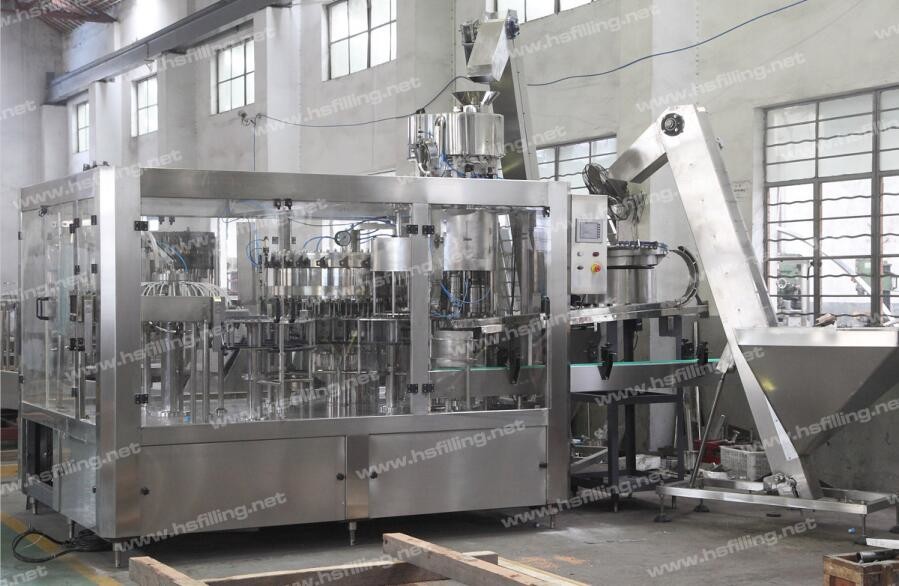 Vertical Multi functional Isobaric Filling Machine For Carbonated